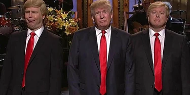 Ator Alec Baldwin interpretando de Donald Trump.