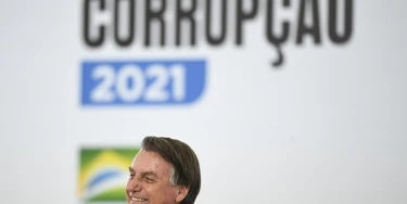 BRASÍLIA, DF, 09.12.2021: EVENTO-DF - O presidente Jair Bolsonaro (PL) participa de evento alusivo ao Dia Internacional Contra a Corrupção, no Palácio do Planalto, em Brasília, nesta quinta. A solenidade é realizada pela CGU e apresenta os resultados do Plano Anticorrupção do governo federal. (Foto: Mateus Bonomi/AGIF/Folhapreess) BRASÍLIA, DF, 09.12.2021: EVENTO-DF - O presidente Jair Bolsonaro (PL) participa de evento alusivo ao Dia Internacional Contra a Corrupção, no Palácio do Planalto, em Brasília, nesta quinta. A solenidade é realizada pela CGU e apresenta os resultados do Plano Anticorrupção do governo federal. (Foto: Mateus Bonomi/AGIF/Folhapreess)