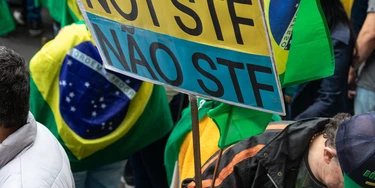 Pedidos de fechamento do STF se espalharam pelas ruas do país em atos pró-Bolsonaro no Dia da Independência.