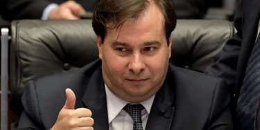 The president of Brazil's Chamber of Deputies Rodrigo Maia gestures during the session that will decide whether or not to impeach the former president of the lower house, Eduardo Cunha, in Brasilia on September 12, 2016. / AFP / EVARISTO SA        (Photo credit should read EVARISTO SA/AFP/Getty Images)