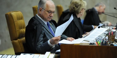 Brazil's Federal Supreme Court (STF) Minister Edson Fachin, during the session of the STF in Brasília, on February 2, 2017. Brazil's Supreme Court named a new justice Thursday to oversee cases against politicians caught in a giant corruption probe after the previous judicial pointman was killed in an air crash. / AFP / ANDRESSA ANHOLETE (Photo credit should read ANDRESSA ANHOLETE/AFP/Getty Images) Brazil's Federal Supreme Court (STF) Minister Edson Fachin, during the session of the STF in Brasília, on February 2, 2017. Brazil's Supreme Court named a new justice Thursday to oversee cases against politicians caught in a giant corruption probe after the previous judicial pointman was killed in an air crash. / AFP / ANDRESSA ANHOLETE (Photo credit should read ANDRESSA ANHOLETE/AFP/Getty Images)