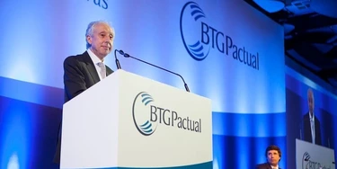 Alckmin ou Bolsonaro? Tanto faz. Quem vai mandar na economia vai ser o banco BTG Pactual. Alckmin ou Bolsonaro? Tanto faz. Quem vai mandar na economia vai ser o banco BTG Pactual.