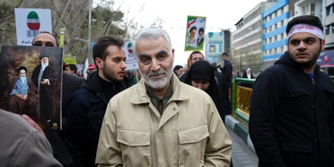 Qassem Soleimani, em fevereiro de 2016, participando da celebração da Revolução Iraniana de 1979. Qassem Soleimani, em fevereiro de 2016, participando da celebração da Revolução Iraniana de 1979.