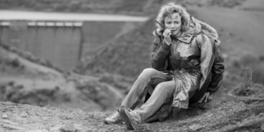 Maxine Peake playing the character Bella in Black Mirror "Metalhead" episode. Maxine Peake playing the character Bella in Black Mirror "Metalhead" episode.