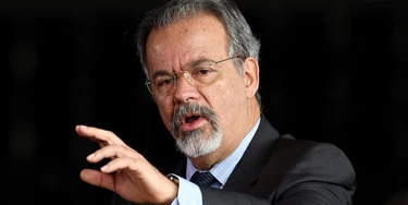 Brazil's Minister of Public Security Raul Jungmann delivers a speech during Brazil's Federal Police new Director General Rogerio Galloro inauguration ceremony in Brasilia, on March 2, 2018.Galloro replaces Fernando Segovia, dismissed from office after three months, due to controversial declarations within the government. / AFP PHOTO / EVARISTO SA (Photo credit should read EVARISTO SA/AFP via Getty Images) Brazil's Minister of Public Security Raul Jungmann delivers a speech during Brazil's Federal Police new Director General Rogerio Galloro inauguration ceremony in Brasilia, on March 2, 2018.Galloro replaces Fernando Segovia, dismissed from office after three months, due to controversial declarations within the government. / AFP PHOTO / EVARISTO SA (Photo credit should read EVARISTO SA/AFP via Getty Images)
