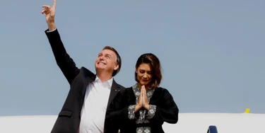 Michelle Bolsonaro: a voz doce do ódio Michelle Bolsonaro: a voz doce do ódio
