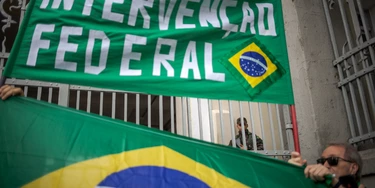 Bolsonaristas fazem atos antidemocráticos Brasil afora desde a derrota do presidente no último domingo, dia 30.