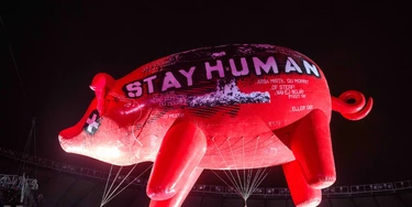 RIO DE JANEIRO, RJ, 24.10.2018: ROGER-WATERS - Combinando cl?°ssicos do Pink Floyd, algumas can?ß?µes novas e trabalho solo, Roger Waters realiza show no Est?°dio do Maracan?£ de sua turn?™ "Us + Them". (Foto: Luiz Henrique Estevam/Zimel/Folhapress) RIO DE JANEIRO, RJ, 24.10.2018: ROGER-WATERS - Combinando cl?°ssicos do Pink Floyd, algumas can?ß?µes novas e trabalho solo, Roger Waters realiza show no Est?°dio do Maracan?£ de sua turn?™ "Us + Them". (Foto: Luiz Henrique Estevam/Zimel/Folhapress)