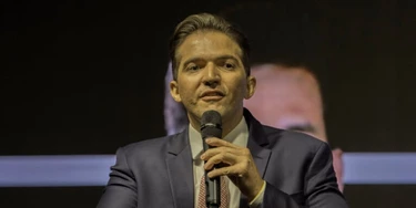 O vereador e pré-candidato à deputado federal Rubinho Nunes participa de cerimônia de filiação de membros do MBL ao partido, em cerimônia realizada em São Paulo, na noite desta quarta-feira. O vereador e pré-candidato à deputado federal Rubinho Nunes participa de cerimônia de filiação de membros do MBL ao partido, em cerimônia realizada em São Paulo, na noite desta quarta-feira.