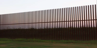 "Eles estão levando todo mundo" — Texas usa pequenas infrações no trânsito para deportar imigrantes dos EUA "Eles estão levando todo mundo" — Texas usa pequenas infrações no trânsito para deportar imigrantes dos EUA