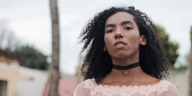 Primeira advogada trans negra do MS: ‘Todo mundo gosta de travesti na esquina, não na universidade’ Primeira advogada trans negra do MS: ‘Todo mundo gosta de travesti na esquina, não na universidade’