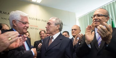 Governo está comprando apoio editorial à Reforma da Previdência Governo está comprando apoio editorial à Reforma da Previdência