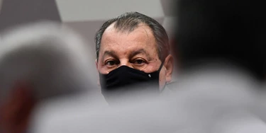 Omar Aziz precisa impor limites para mentirosos na CPI Omar Aziz precisa impor limites para mentirosos na CPI