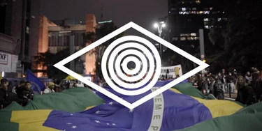 'Brasil em transe': Intercept lança documentário sobre o embate entre Lula e Bolsonaro contado por seus eleitores 'Brasil em transe': Intercept lança documentário sobre o embate entre Lula e Bolsonaro contado por seus eleitores