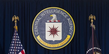 The logo of the Central Intelligence Agency (CIA) is seen at CIA Headquarters in Langley, Virginia, April 13, 2016. / AFP / SAUL LOEB        (Photo credit should read SAUL LOEB/AFP/Getty Images)