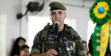 O Coronel Fernando Fantazzini, mais alto representante da Funai presente no encontro em que foram feitas as gravações. O Coronel Fernando Fantazzini, mais alto representante da Funai presente no encontro em que foram feitas as gravações.