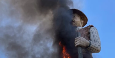 Não foi só o Borba Gato. A queima de estátuas pela América Latina Não foi só o Borba Gato. A queima de estátuas pela América Latina