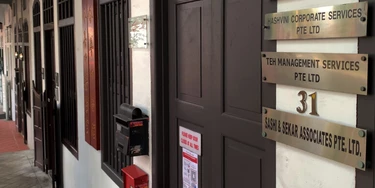VÍDEO: Nós batemos na porta da empresa de Singapura que pediu US$ 45 milhões adiantados pela Covaxin VÍDEO: Nós batemos na porta da empresa de Singapura que pediu US$ 45 milhões adiantados pela Covaxin