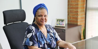 Entrevista: 'Precisamos escolher quais contas a gente paga e quais a gente atrasa', diz reitora da UFSB, a federal mais atingida pelos cortes de Bolsonaro Entrevista: 'Precisamos escolher quais contas a gente paga e quais a gente atrasa', diz reitora da UFSB, a federal mais atingida pelos cortes de Bolsonaro