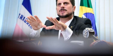 Presepada de Do Val é mais um roteiro dos Trapalhões no Brasil golpista de Bolsonaro Presepada de Do Val é mais um roteiro dos Trapalhões no Brasil golpista de Bolsonaro