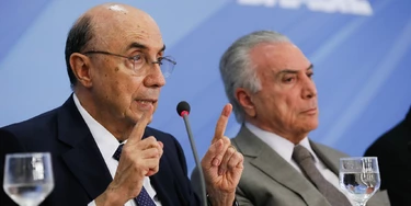 Brasília - Ministro da Fazenda, Henrique Meirelles, e o presidente Michel Temer durante anuncio do pacote de medidas econômicas (Beto Barata/PR) Brasília - Ministro da Fazenda, Henrique Meirelles, e o presidente Michel Temer durante anuncio do pacote de medidas econômicas (Beto Barata/PR)