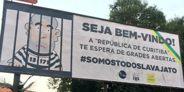 VÍDEO: Teco-teco vai sobrevoar Porto Alegre com gravação que pede prisão de Lula VÍDEO: Teco-teco vai sobrevoar Porto Alegre com gravação que pede prisão de Lula