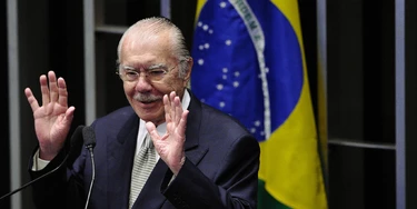 “A tendência de 2018 para o MDB é o retorno ao plano de fundo da política brasileira” “A tendência de 2018 para o MDB é o retorno ao plano de fundo da política brasileira”