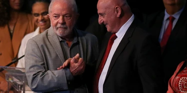 *Arquivo* BRASÍLIA, DF, 29.12.2022: O presidente Luiz Inácio Lula da Silva e Gonçalves Dias durante encontro no CCBB.