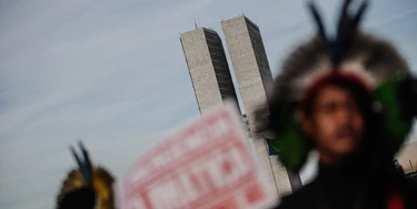 Leia a cartilha de lobistas do agro que ensinou deputados a defenderem o Marco Temporal contra os indígenas Leia a cartilha de lobistas do agro que ensinou deputados a defenderem o Marco Temporal contra os indígenas
