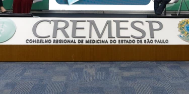 Site com "esquerdômetro" expõe até posts de Facebook de membros das chapas que concorrem à diretoria do Cremesp. O órgão é responsável por fiscalizar a conduta dos médicos em São Paulo. Site com "esquerdômetro" expõe até posts de Facebook de membros das chapas que concorrem à diretoria do Cremesp. O órgão é responsável por fiscalizar a conduta dos médicos em São Paulo.