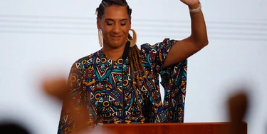 Ministra da Igualdade Racial, Anielle Franco é o alvo da vez de uma extrema direita que não vai descansar até extirpar pessoas negras do governo. Ministra da Igualdade Racial, Anielle Franco é o alvo da vez de uma extrema direita que não vai descansar até extirpar pessoas negras do governo.