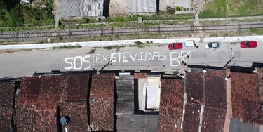 Moradores do Flexal reclamam de abandono após destruição do bairro pela extração de sal-gema pela Braskem.





