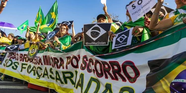 SÃO PAULO, SP. 15.11.2022: IBIRAPUERA. Manifestantes em ato à favor de uma intervenção federal em frente ao quartel general do exército - comando da 2ª região militar, terça-feira (15). (Foto: Vinicius Taschini/Photopress) (Foto: VINICIUS TASCHINI/PHOTOPRESS/Folhapress) SÃO PAULO, SP. 15.11.2022: IBIRAPUERA. Manifestantes em ato à favor de uma intervenção federal em frente ao quartel general do exército - comando da 2ª região militar, terça-feira (15). (Foto: Vinicius Taschini/Photopress) (Foto: VINICIUS TASCHINI/PHOTOPRESS/Folhapress)