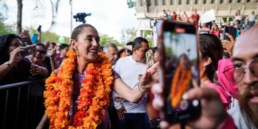 O simbolismo da vitória de Sheinbaum na votação de turno único se une aos inúmeros desafios pelos quais passa o segundo maior país da América Latina. O simbolismo da vitória de Sheinbaum na votação de turno único se une aos inúmeros desafios pelos quais passa o segundo maior país da América Latina.