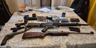 Polícia Federal apreendeu armas em Minas Gerais com alvos de operação que desvendou atuação do Comando C4 (Foto: PF/Divulgação) Polícia Federal apreendeu armas em Minas Gerais com alvos de operação que desvendou atuação do Comando C4 (Foto: PF/Divulgação)