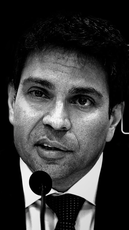 Procuradores acreditavam que delegado escolhido por Bolsonaro como novo chefe da PF queria melar a operação e estava envolvido em caso de corrupção que levou procurador à cadeia. Procuradores acreditavam que delegado escolhido por Bolsonaro como novo chefe da PF queria melar a operação e estava envolvido em caso de corrupção que levou procurador à cadeia.