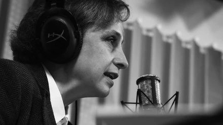 Jornalista Carmen Aristegui e seu filho denunciam uso de software de espionagem pelo governo do México