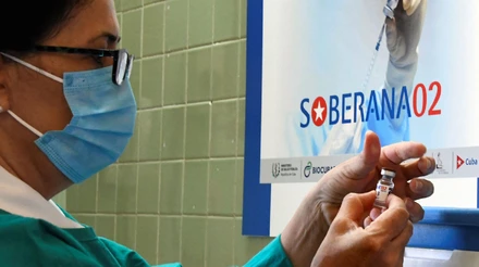 Cuba é o 1º país latino com vacinas 100% nacionais contra a covid-19 na fase final de testes