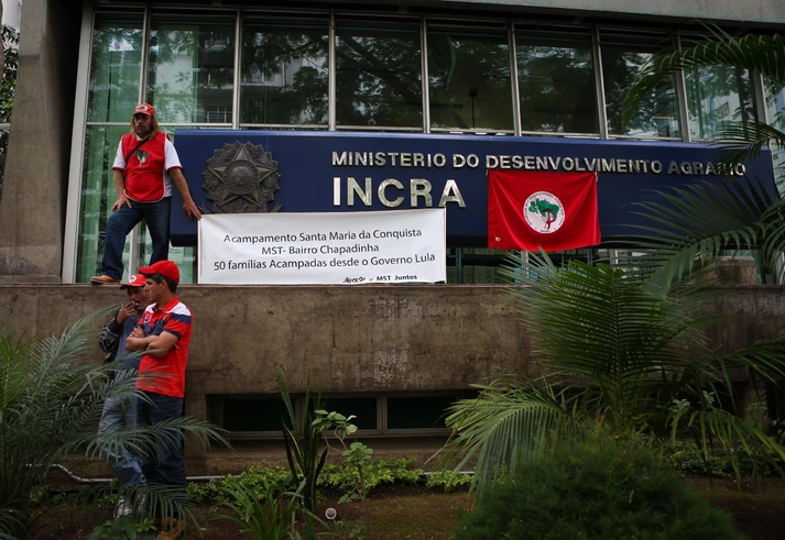 Dorothy Stang foi assassinada porque queria salvar a Amazônia. Esta é a sua segunda morte Dorothy Stang foi assassinada porque queria salvar a Amazônia. Esta é a sua segunda morte