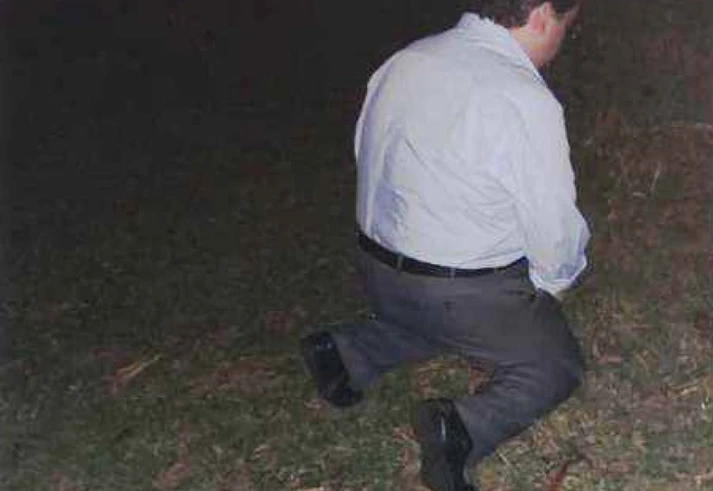 Ele forjou a carreira de embaixador da ONU e o próprio sequestro. A história do advogado que enganou 3 mulheres. Ele forjou a carreira de embaixador da ONU e o próprio sequestro. A história do advogado que enganou 3 mulheres.