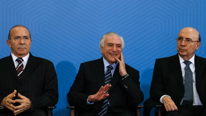 (Brasília - DF, 13/07/2017) Cerimônia de Sanção da Lei de Modernização Trabalhista.Foto: Beto Barata/PR (Brasília - DF, 13/07/2017) Cerimônia de Sanção da Lei de Modernização Trabalhista.Foto: Beto Barata/PR