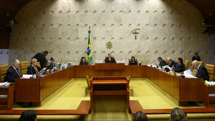 Sessão plenária do STF em Brasília, no dia 24 de outubro. Sessão plenária do STF em Brasília, no dia 24 de outubro.