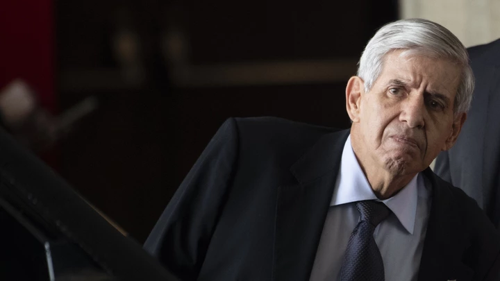 BRASÍLIA, DF - 20.11.2018: GOVERNO TRANSIÇÃO - General Augusto Heleno, futuro ministro do GSI (Gabinete de Segurança Institucional), chega ao CCBB para reunião do governo de transição, nesta terça-feira (20), em Brasília. (Foto: Mateus Bonomi/AGIF/Folhapress) BRASÍLIA, DF - 20.11.2018: GOVERNO TRANSIÇÃO - General Augusto Heleno, futuro ministro do GSI (Gabinete de Segurança Institucional), chega ao CCBB para reunião do governo de transição, nesta terça-feira (20), em Brasília. (Foto: Mateus Bonomi/AGIF/Folhapress)