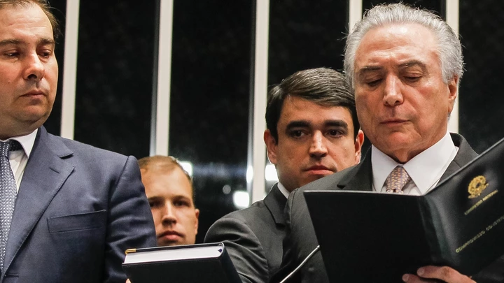 6 vezes em que Temer voltou atrás em 1 ano de governo 6 vezes em que Temer voltou atrás em 1 ano de governo