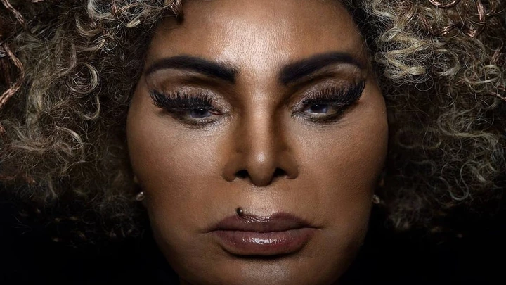Elza Soares lança novo disco, Deus é mulher Elza Soares lança novo disco, Deus é mulher