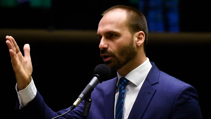 Deputado Eduardo Bolsonaro (PSL - SP) na terça-feira, 22 de outubro, no plenário da Câmara. Deputado Eduardo Bolsonaro (PSL - SP) na terça-feira, 22 de outubro, no plenário da Câmara.