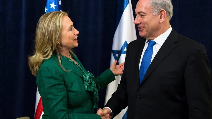 United States Secretary of State Hillary Clinton and Israeli Prime Minister Benjamin Netanyahu shake hands before a meeting at the Regency hotel, Thursday, Sept. 27, 2012 in New York. (AP Photo/John Minchillo)