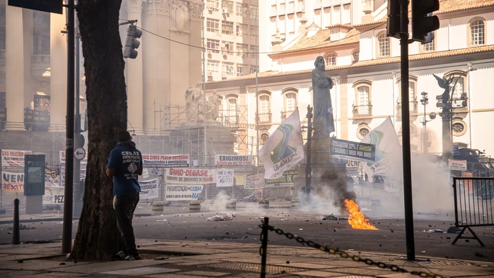 Cedae: o caro boi de piranha da crise econômica no Rio de Janeiro Cedae: o caro boi de piranha da crise econômica no Rio de Janeiro