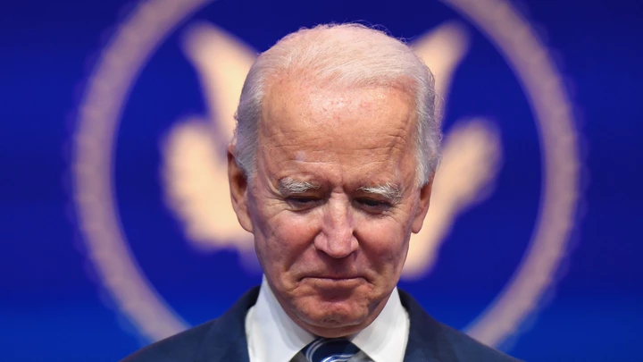 O presidente eleito dos EUA Joe Biden fala sobre o movimento do governo Trump para anular o Affordable Care Act, em 10 de novembro de 2020, no Queen Theatre, Wilmington, Delaware. O presidente eleito dos EUA Joe Biden fala sobre o movimento do governo Trump para anular o Affordable Care Act, em 10 de novembro de 2020, no Queen Theatre, Wilmington, Delaware.