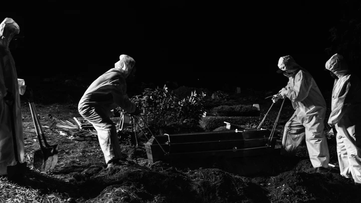 Para fotógrafo, há paralelo entre pandemia de covid-19 e guerra Para fotógrafo, há paralelo entre pandemia de covid-19 e guerra